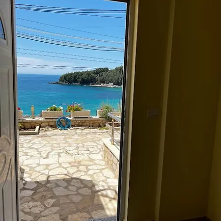 Fane's * Himare